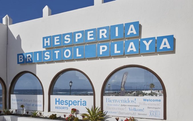De entree van Appartementen Hesperia Bristol Playa op Fuerteventura