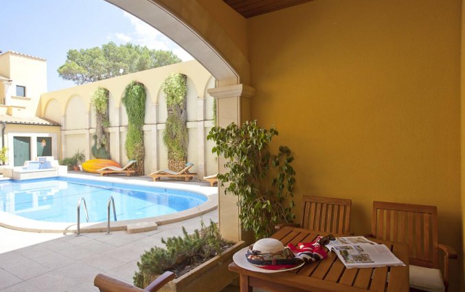 Buitenzwembad Aparthotel Galeon Suites