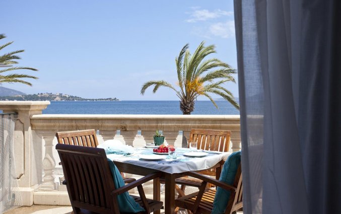 Terras van Aparthotel Galeon Suites op Mallorca