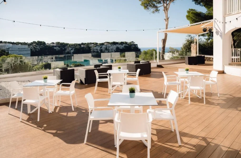 Aparthotel Floramar terras