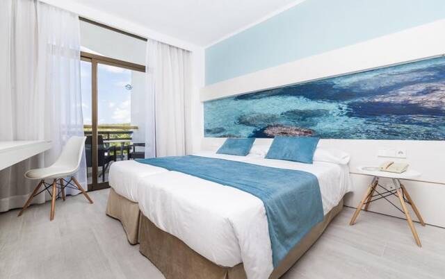 Tweepersoonskamer van Hotel Globales Lord Nelson op Menorca