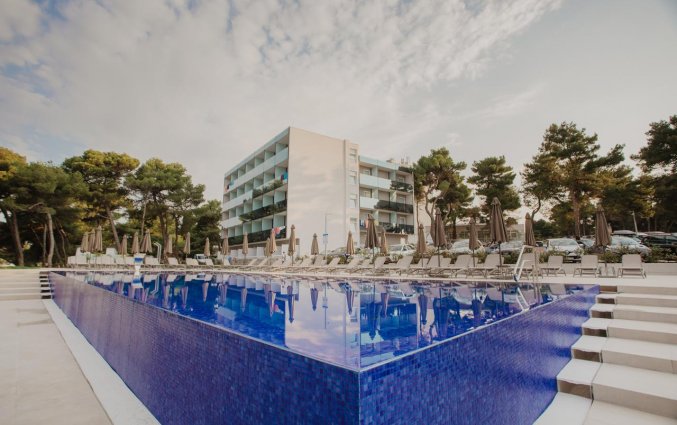 Zwembad van Hotel Villas Arausana & Antonia in Dalmatië
