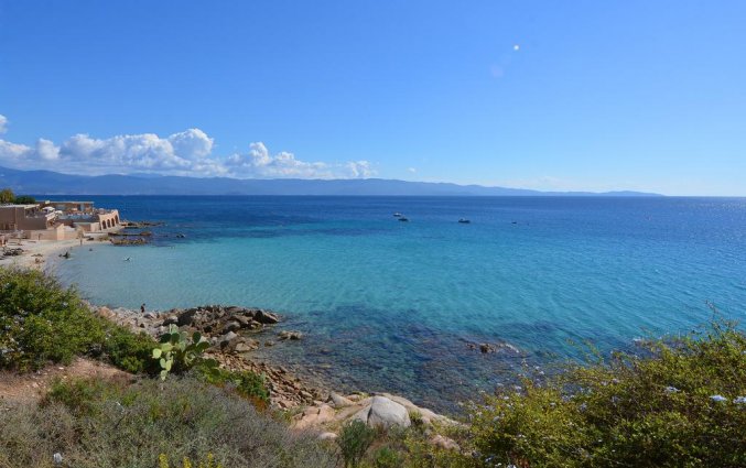 Uitzicht op zee vanaf Résidence Les Calanques op Corsica