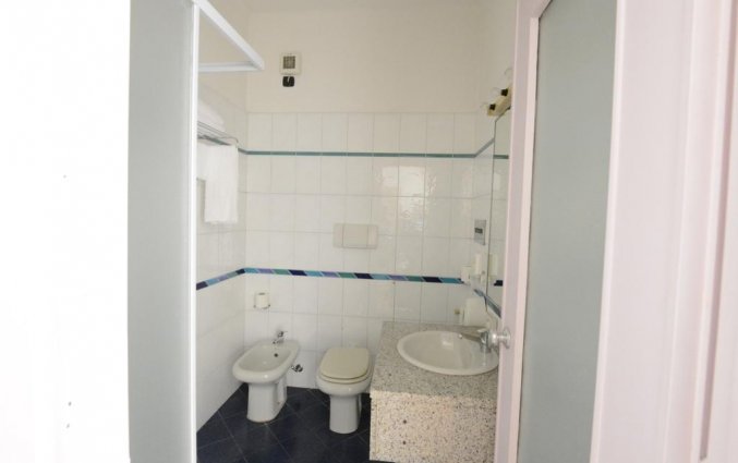 Badkamer van hotel Tourist