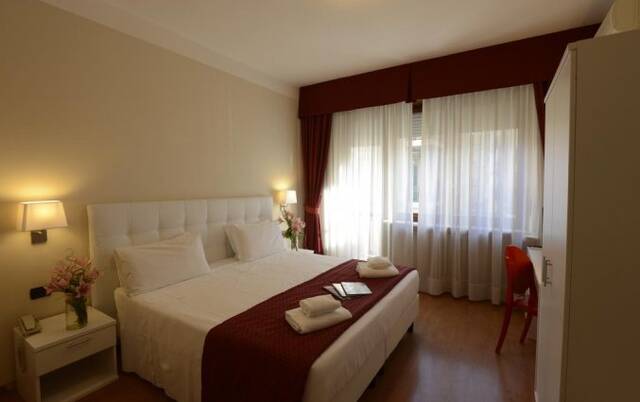 Tweepersoonskamer van hotel Tourist
