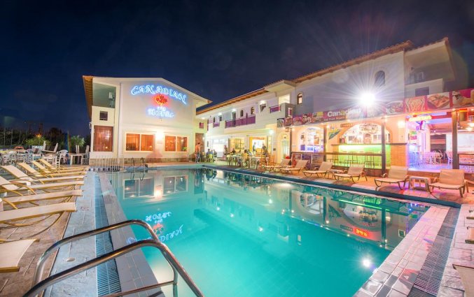 Buitenzwembad van Hotel Canadian op Zakynthos