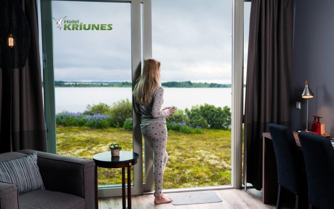 Tweepersoonskamer van Hotel Kriunes op IJsland