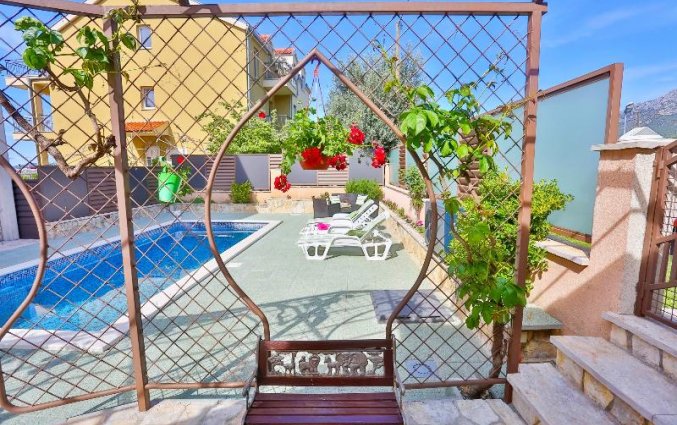 Zwembad van Appartementen Ivan in Solin