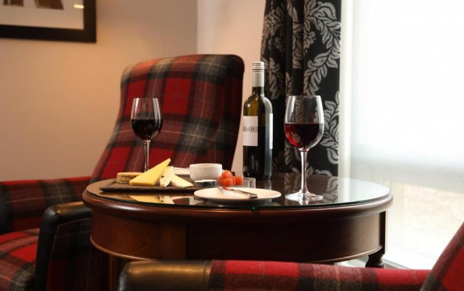 Wijn van hotel Macdonald Holyrood in Edinburgh