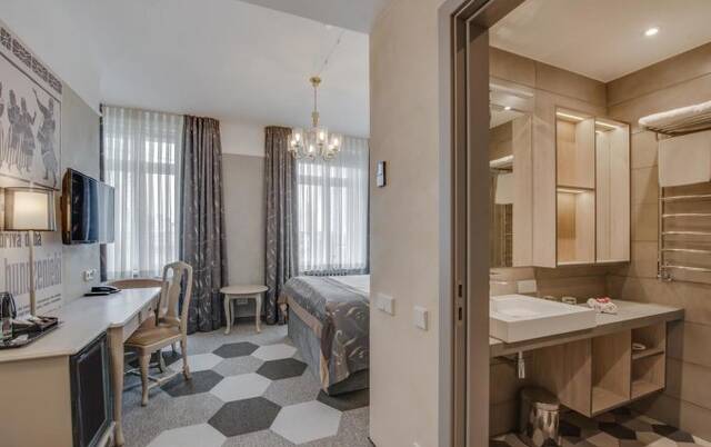 Metropole Hotel by Semarah - Badkamer