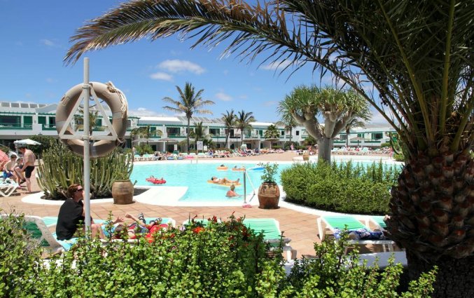 Zwembad van appartementen Costa Sal in Lanzarote
