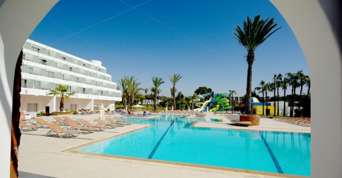 Zwembad van hotel Atlas Amadil Beach Aqua Sun in Agadir