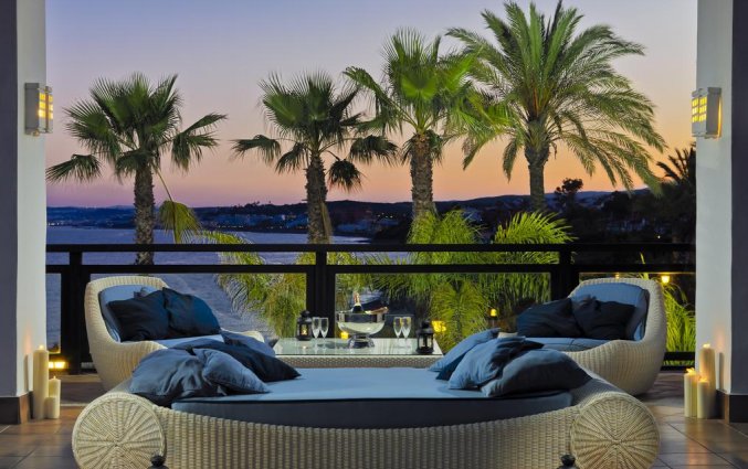 Lounge hotel H10 Estepona Palace in Costa Del Sol