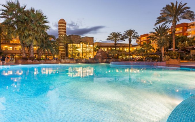 Zwembad van Elba Carlota Beach and Convention Resort in Fuerteventura