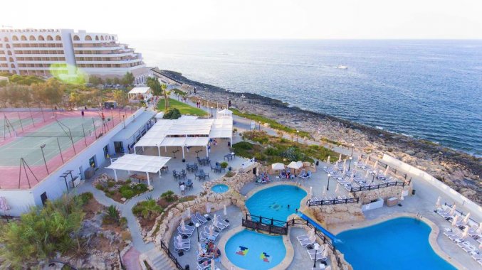 Resort Radisson Blu in Malta St Julians