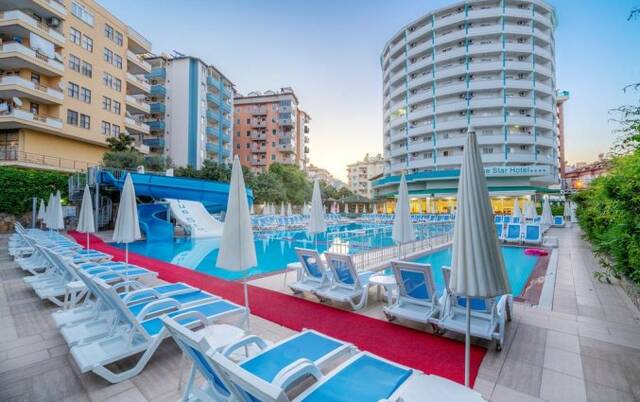 Zwembad van hotel Blue Star Alanya