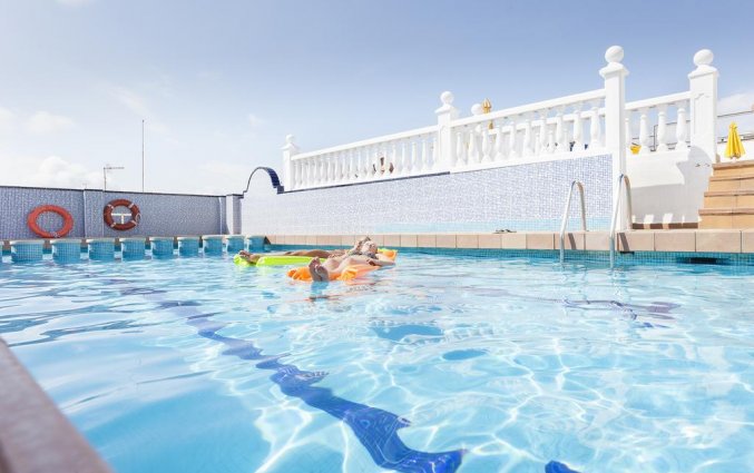 Zwembad van hotel Pi-mar in Costa Brava