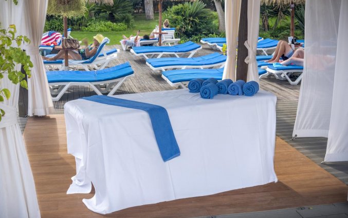 Massagetafel van Hotel Tahiti Playa aan de Costa Brava
