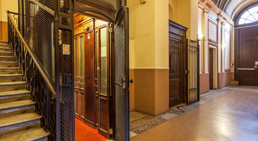 Hal van hotel Piemonte in Rome