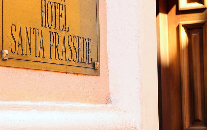 Entree van Hotel Santa Prassede Rome