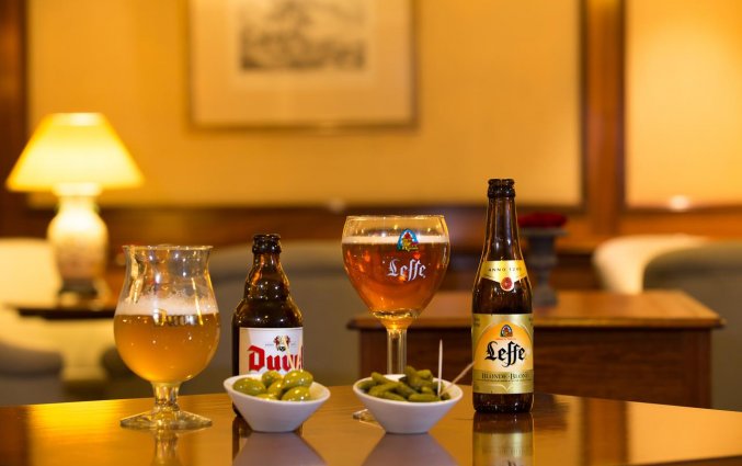 Biertjes in Hotel Louise Bruxelles