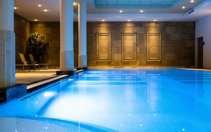 Binnenzwembad van Hotel Hylli Antwerpen