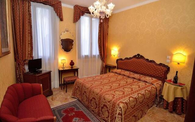Tweepersoonskamer van Hotel Da Bruno in Venetie