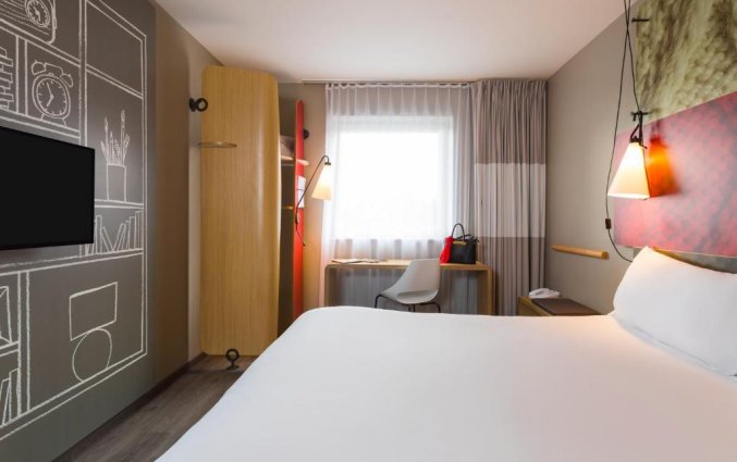 Tweepersoonskamer van Hotel ibis De Haan aan de Belgische Kust