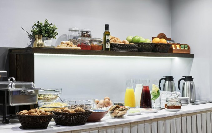 Ontbijtbuffet van Hotel Arion Athens in Athene