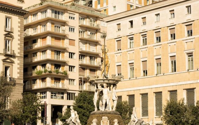 Gebouw van San Giacomo 32 Residence in Napels