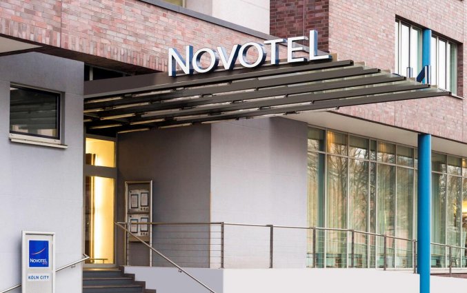 Entree van Hotel Novotel Koln City in Keulen