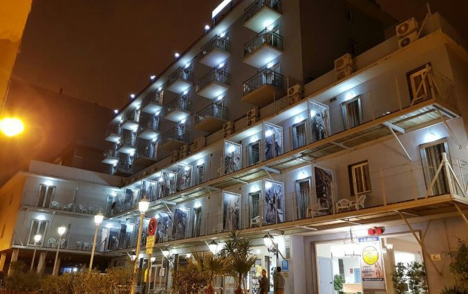 Gebouw van Hotel Eliseos in Malaga