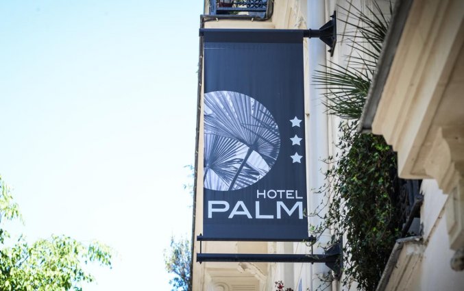 Gebouw van Hotel Palm Astotel in Parijs