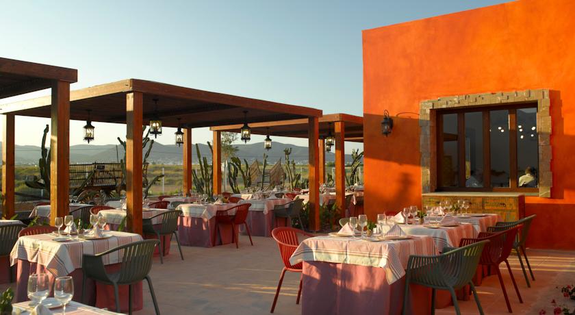 Terras van Resort en Spa Grand Palladium op Ibiza