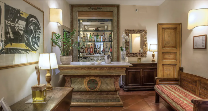 Bar in Hotel Machiavelli Palace