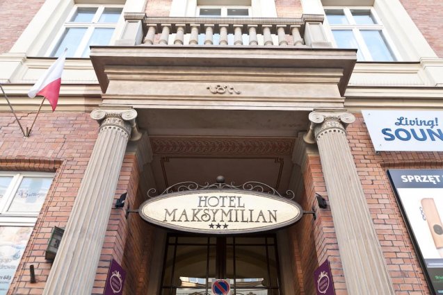 Vooraanzicht van Hotel Maksymilian in Krakau