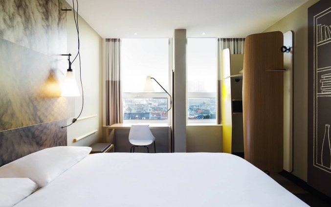 Tweepersoonskamer van hotel Ibis Den Haag City Centre in Den Haag