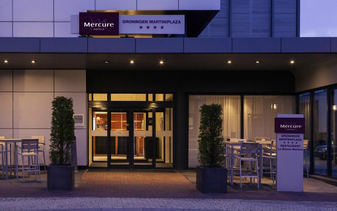 Voorkant van Mercure City Groningen Martiniplaza Hotel