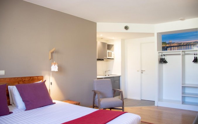 Tweepersoonskamer van aparthotel Victoria Garden in Bordeaux