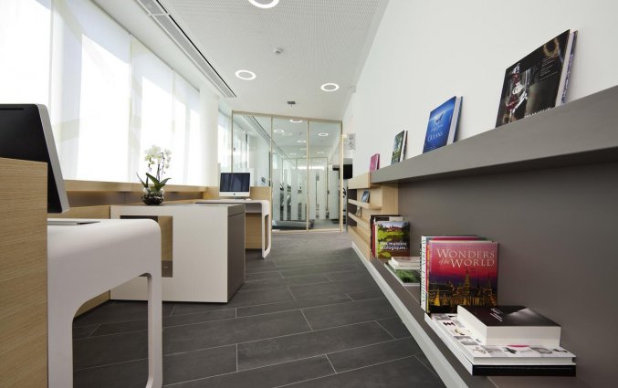Bibliotheek van Hotel Novotel Suites Luxembourg