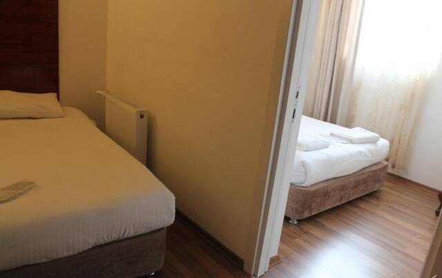 Vierpersoonskamer van hotel Istanbul Holiday