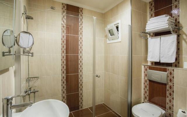 Badkamer van Hotel Raymond Istanbul