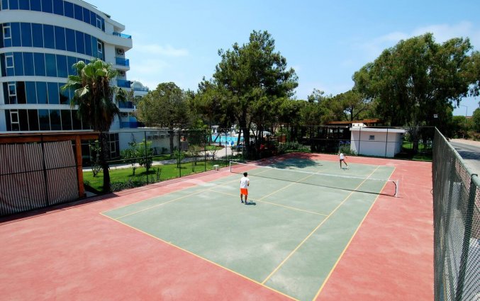 Tennisbaan van Hotel Maya World in Side