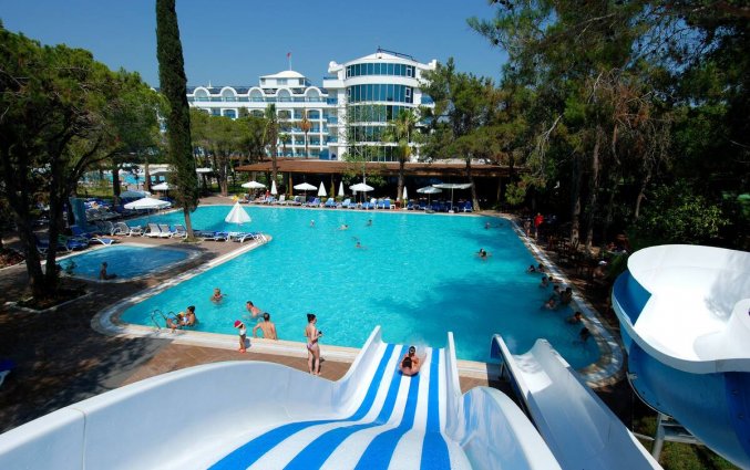 Zwembad van Hotel Maya World in Side