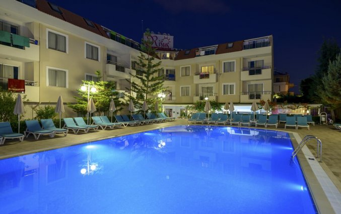 Zwembad van Aparthotel Risus in Side