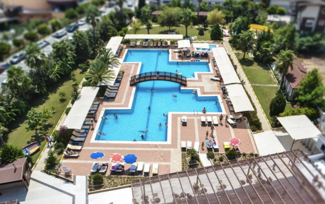 Buitenzwembad van Hotel Sidekum in Side