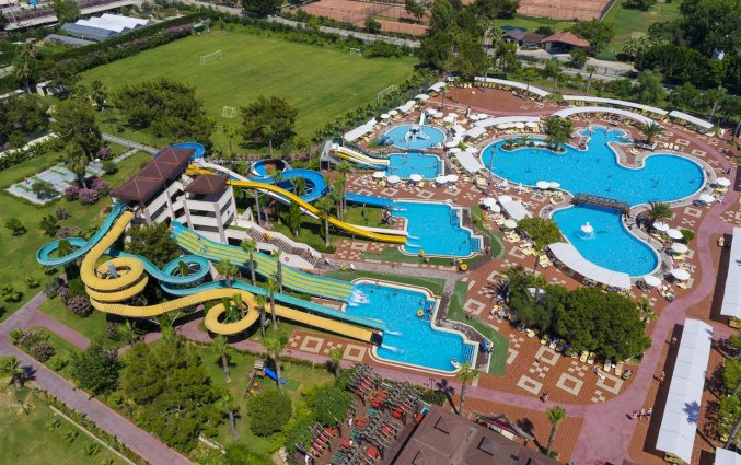 Buitenzwembad van Hotel Turan Prince World in Side