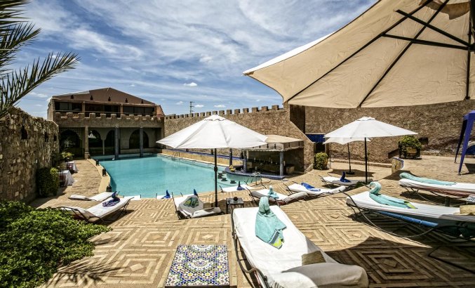 Buitenzwembad van Hotel Kasbah Le Mirage in Marrakech