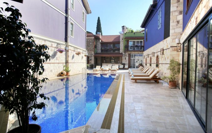 Zwembad van Hotel Alp Pasa in Antalya