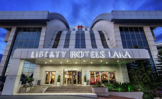 Genouw van Hotel Liberty Lara in Antalya
